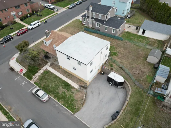 $499,999 | 4412 Bloomfield Avenue, Drexel Hill, PA 19026