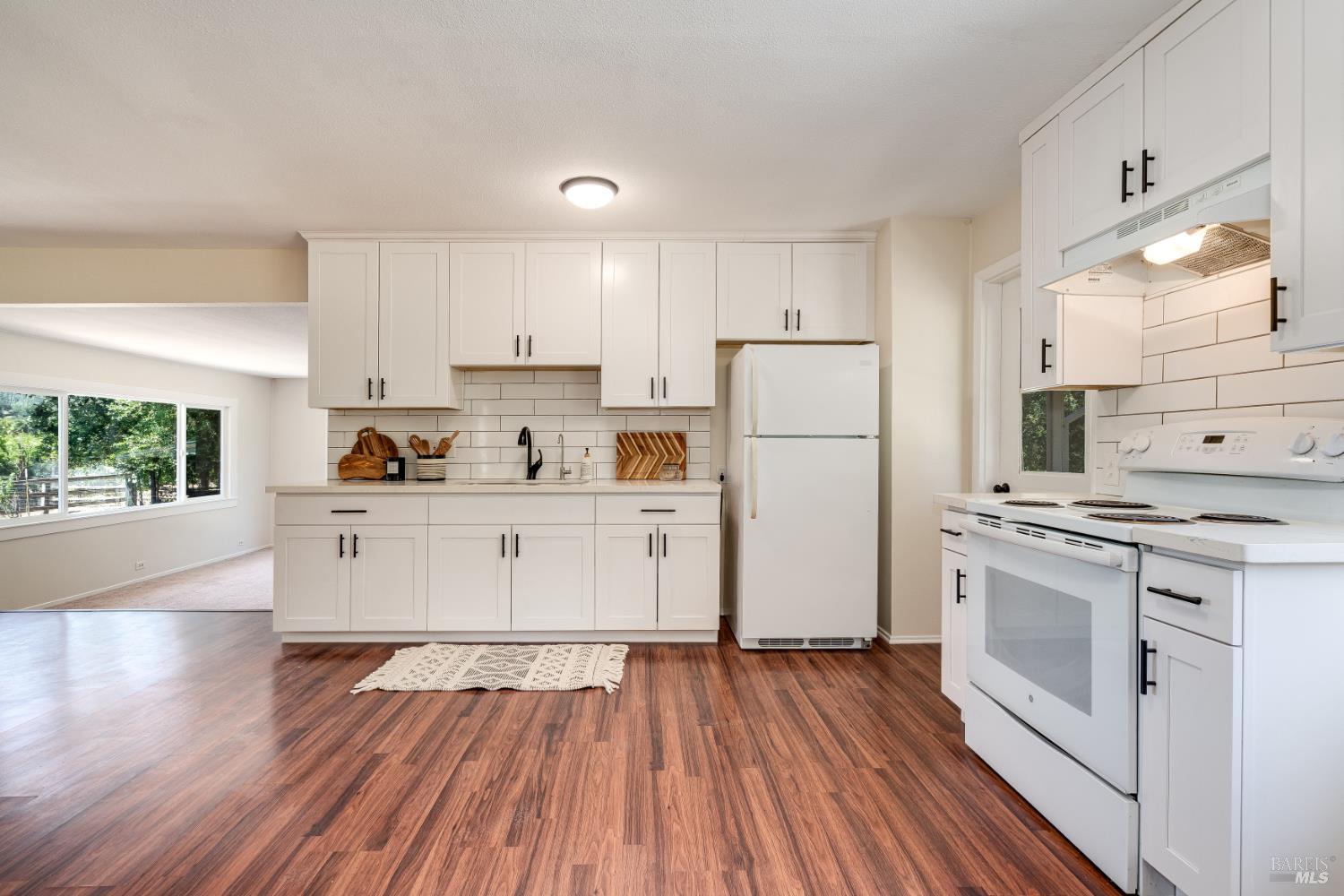 8021 Sonoma Highway Santa Rosa, CA 95409 - Photo 11 of 36