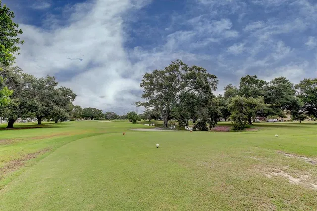 $300,000 | 2170 Americus Boulevard North, Unit 64, Clearwater, FL 33763