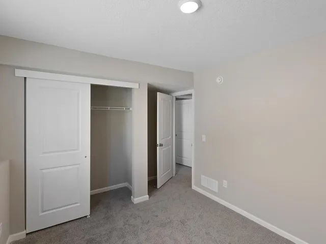 $364,900 | 6711 Granby Street, North Branch, MN 55056