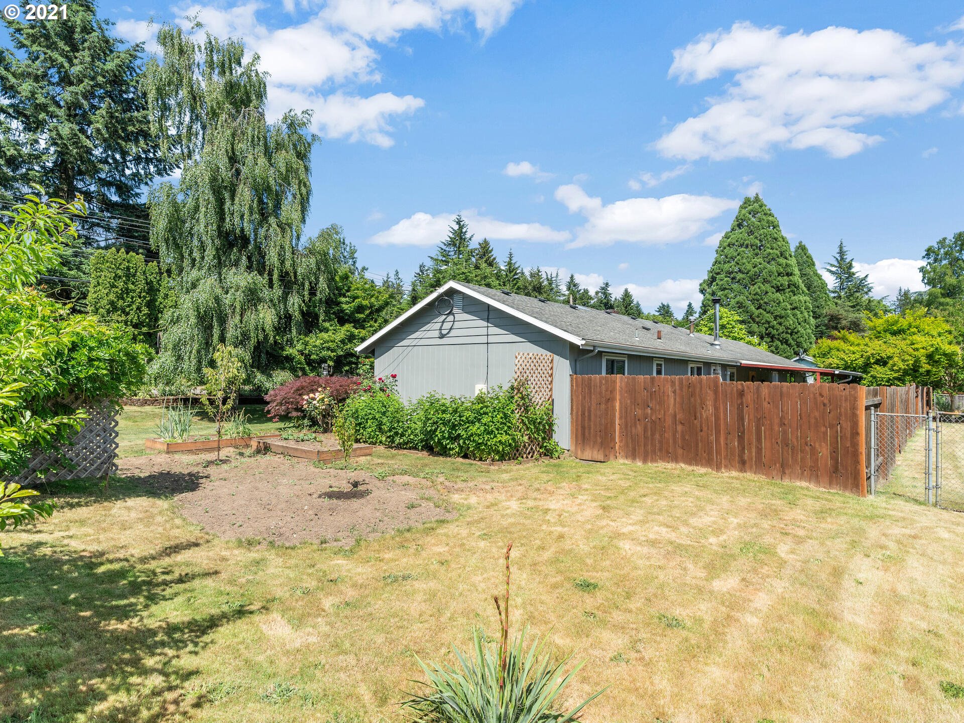 5616 Southwest Childs Road Lake Oswego, OR 97035 - Photo 22 of 22 Gallery Image 22