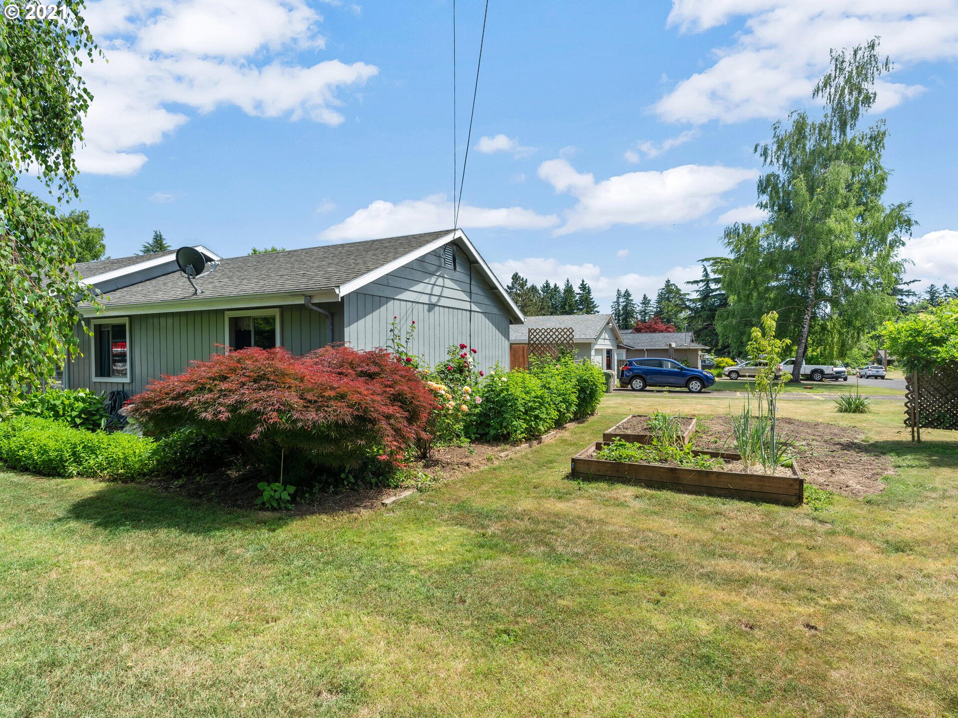 5616 Southwest Childs Road Lake Oswego, OR 97035 - Photo 5 of 22 Gallery Image 5