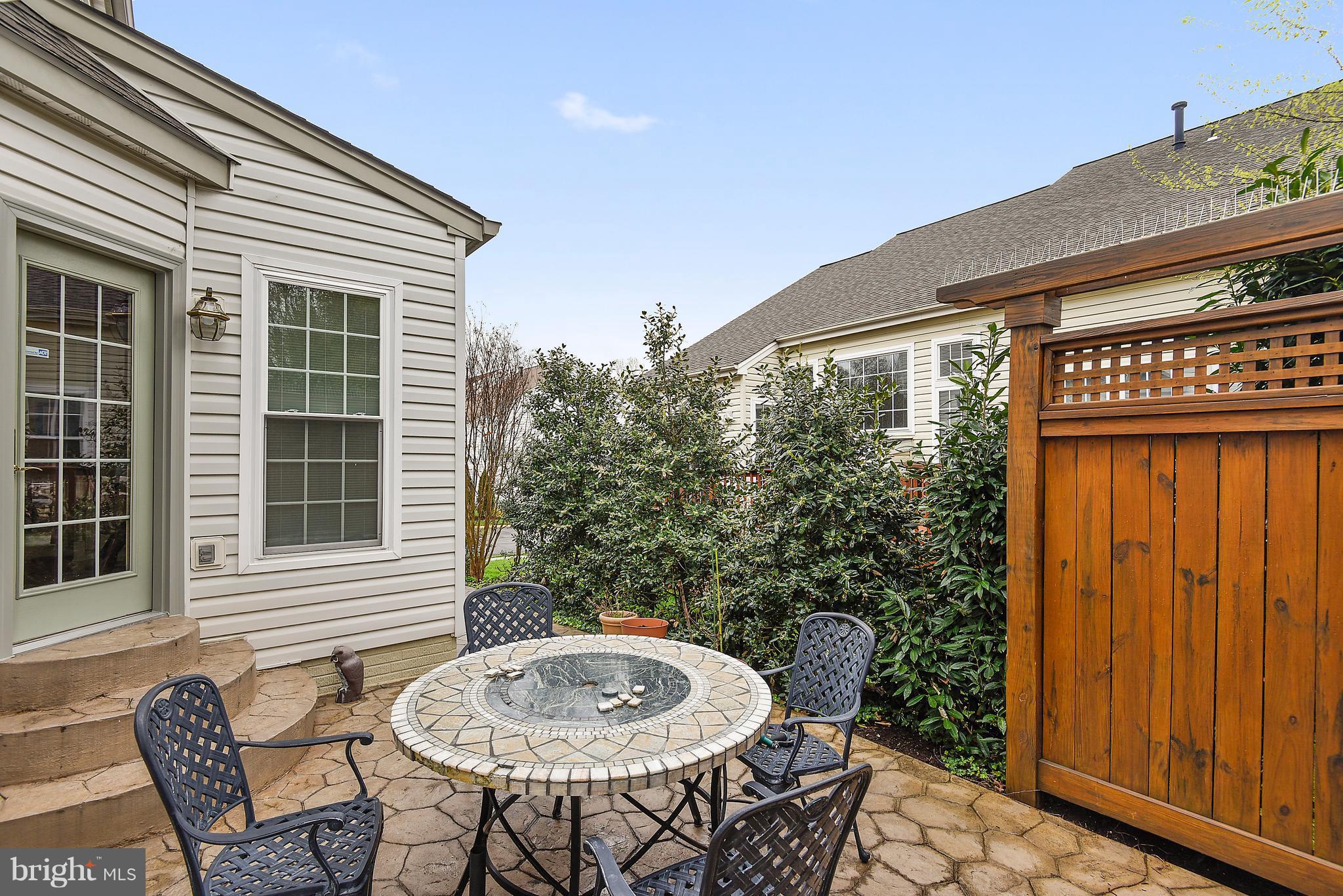 2450 Nordic Fox Way Reston, VA 20191 - Photo 8 of 29 Exterior (Rear)