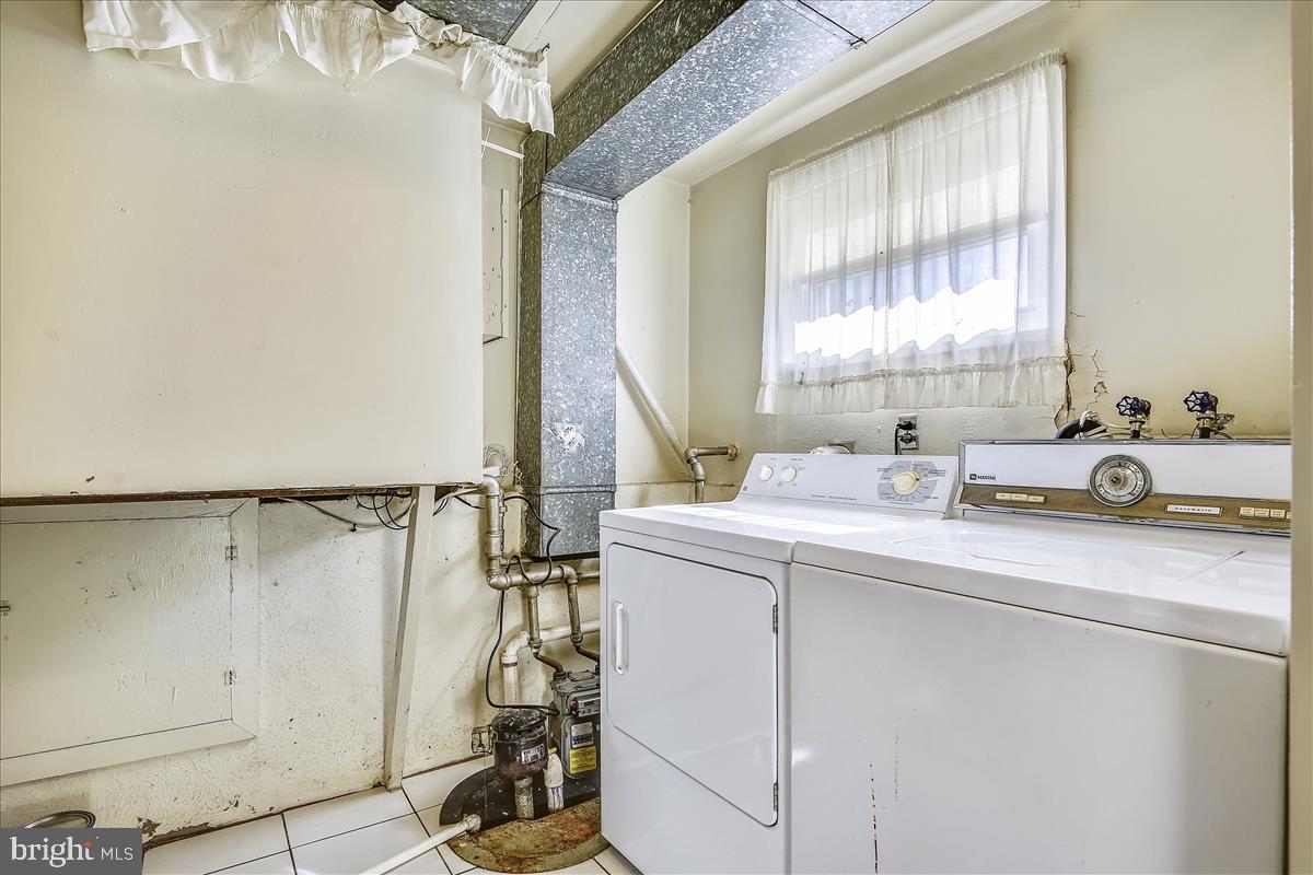 904 Bardswell Road Baltimore, MD 21228 - Photo 40 of 44