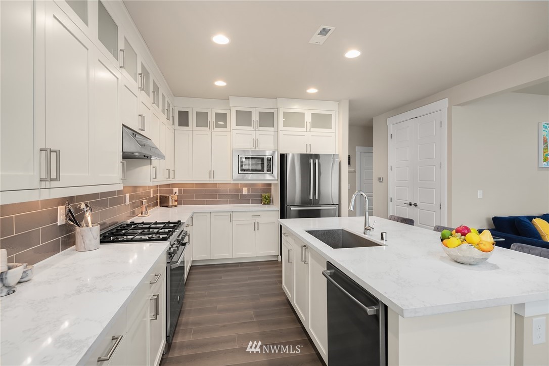4117 230th Place Southeast Bothell, WA 98021 - Photo 5 of 35
