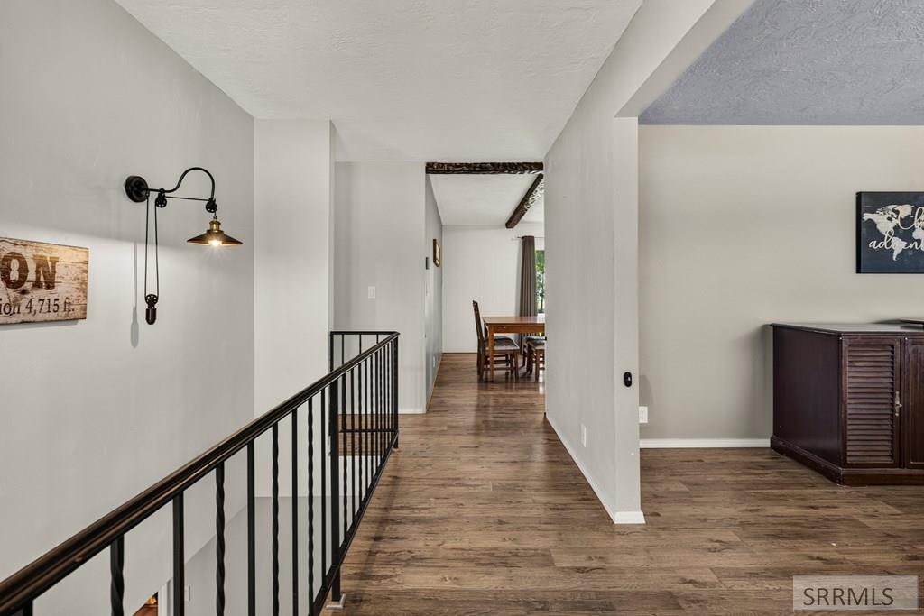 3974 East Wanda Ammon, ID 83406 - Photo 7 of 66 Entryway