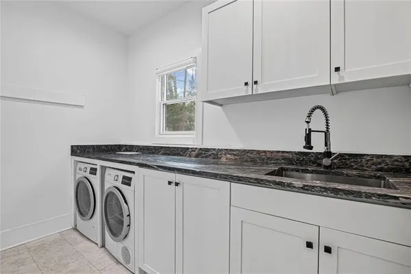 $1,550,000 | 6260 River Overlook Drive Northwest, Atlanta, GA 30328