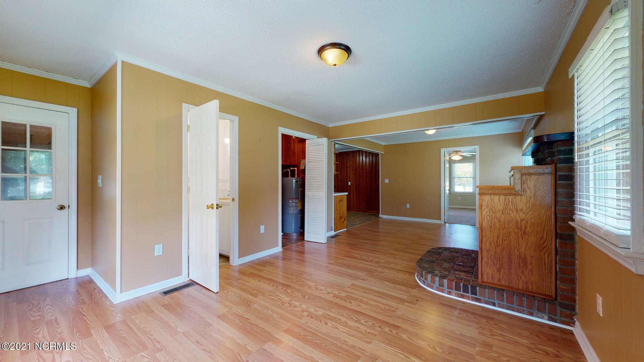 2272 Whichards Beach Road Chocowinity, NC 27817 - Photo 11 of 32 Den off garage
