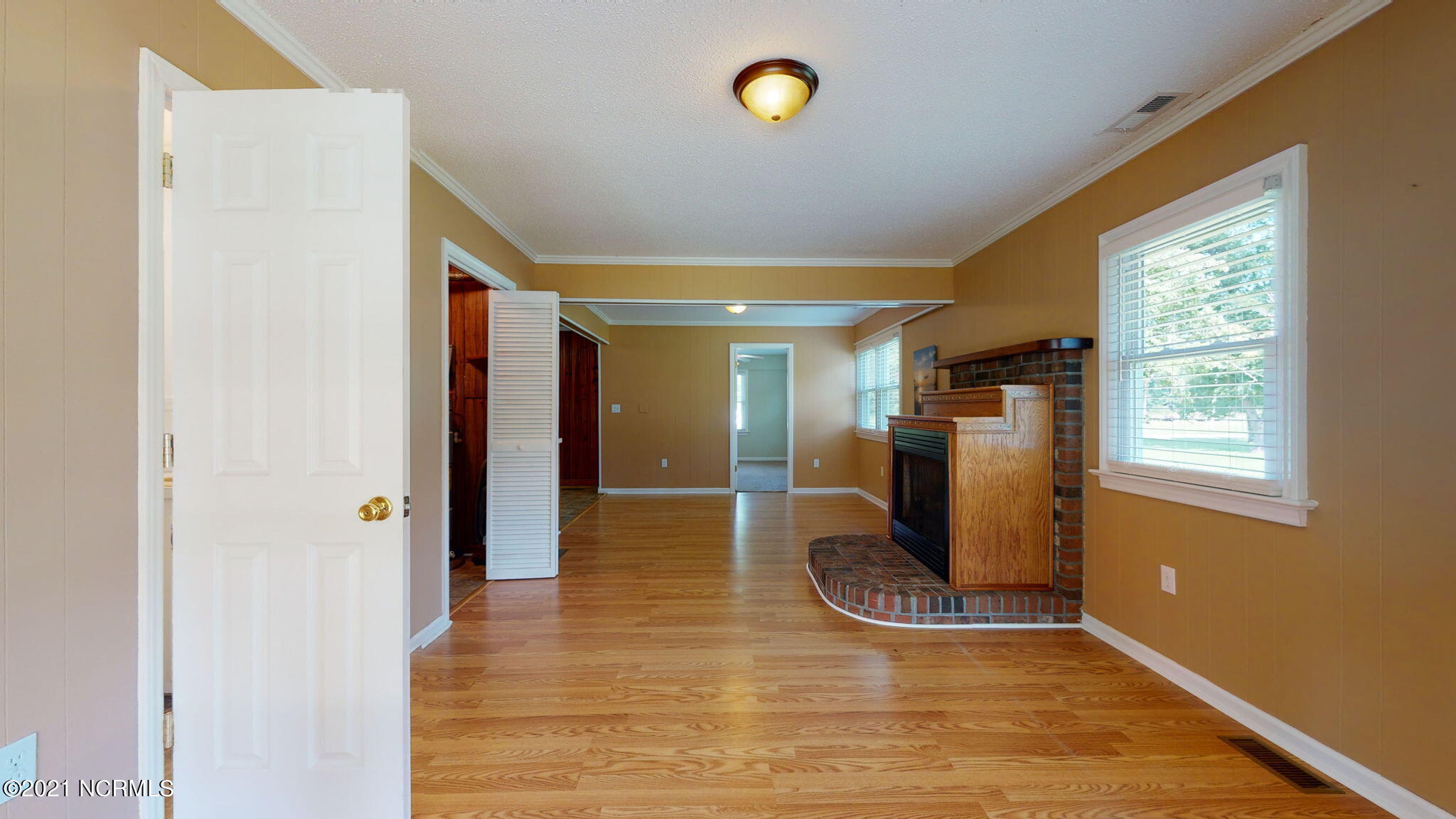 2272 Whichards Beach Road Chocowinity, NC 27817 - Photo 12 of 32 22-web-or-mls-2272-Whichards-Beach-Rd-Ch