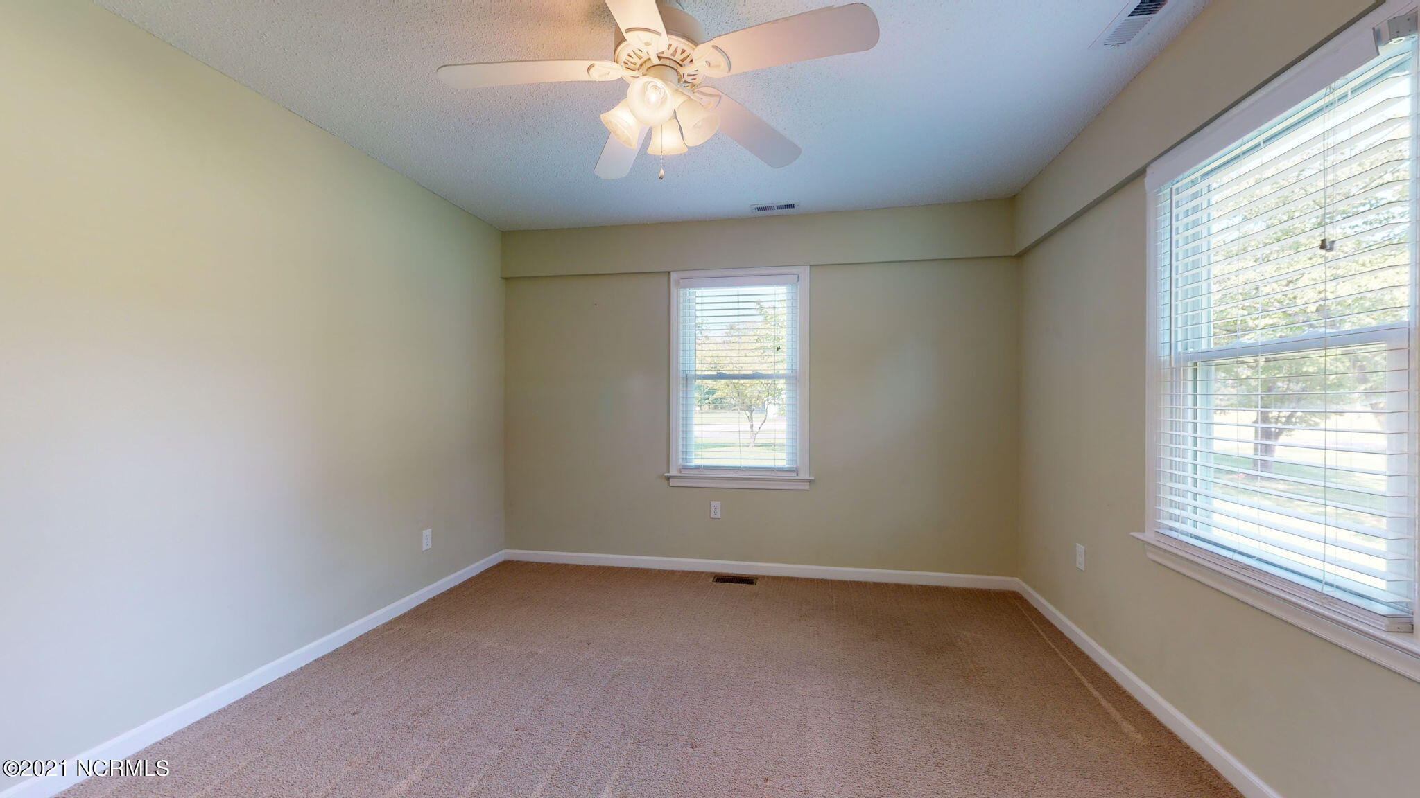 2272 Whichards Beach Road Chocowinity, NC 27817 - Photo 14 of 32 Primary bedroom