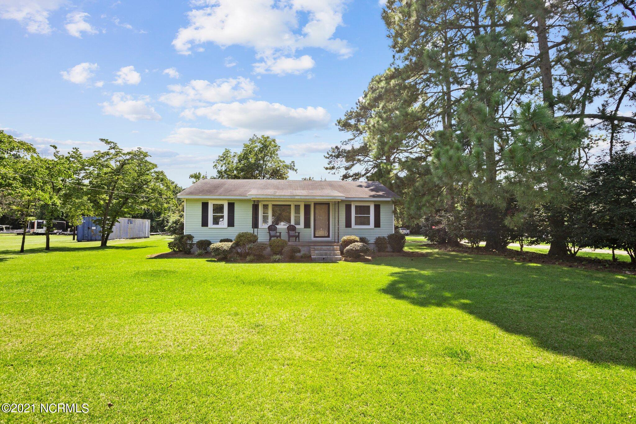 2272 Whichards Beach Road Chocowinity, NC 27817 - Photo 23 of 32 8-web-or-mls-IMGL6288