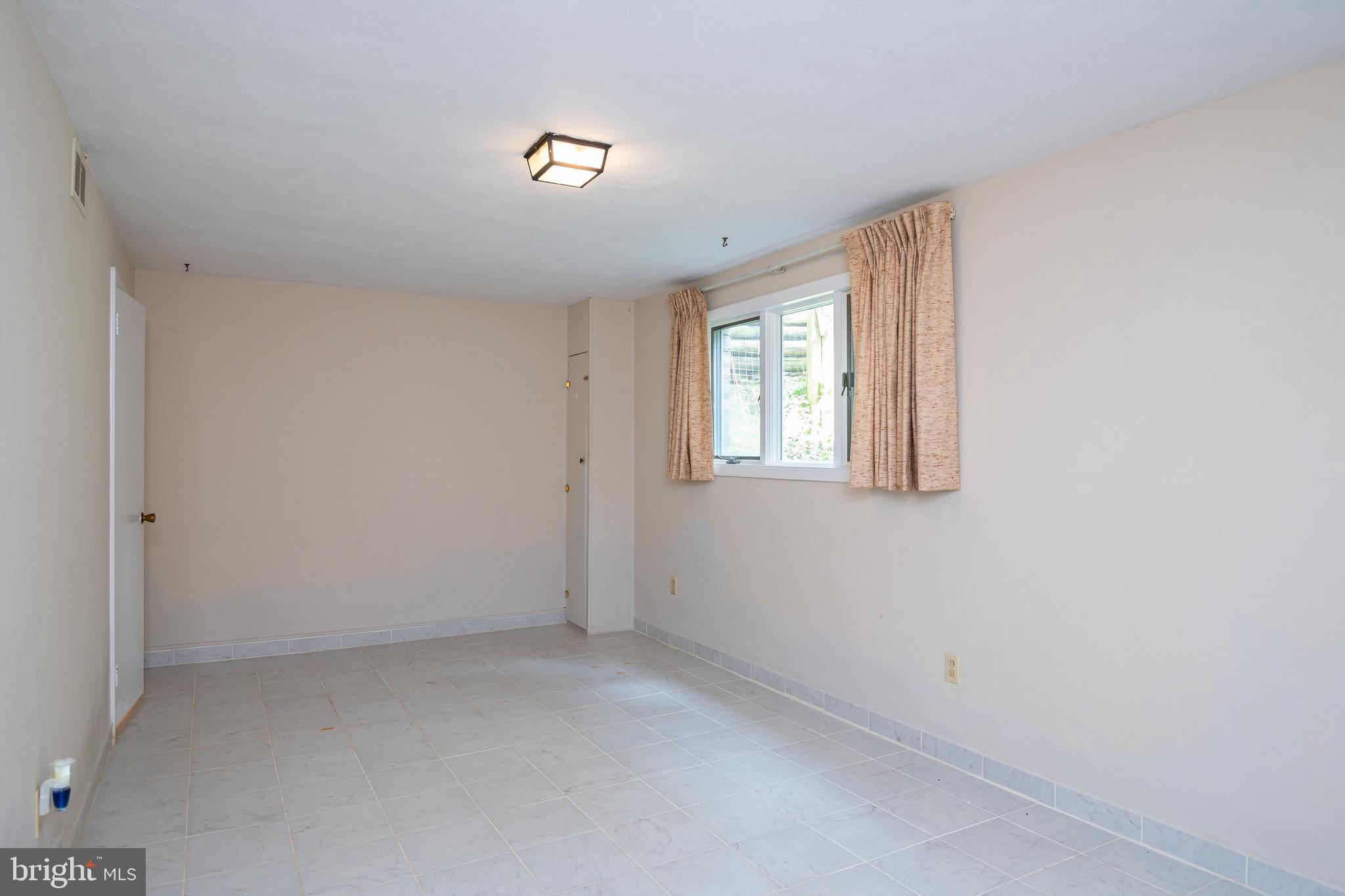 2000 Lance Road Reading, PA 19604 - Photo 29 of 42
