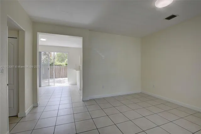 $2,650 | 7341 Northwest 174th Terrace, Unit 107, Hialeah, FL 33015