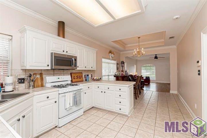 10125 Springbrook Avenue Baton Rouge, LA 70810 - Photo 9 of 11