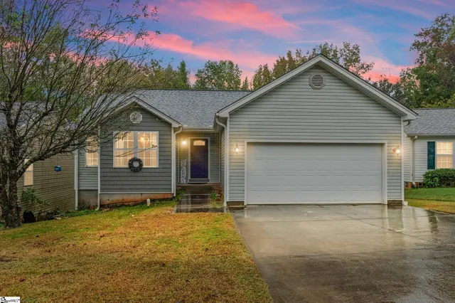 $420,000 | 107 Kingscreek Drive, Greer, SC 29650