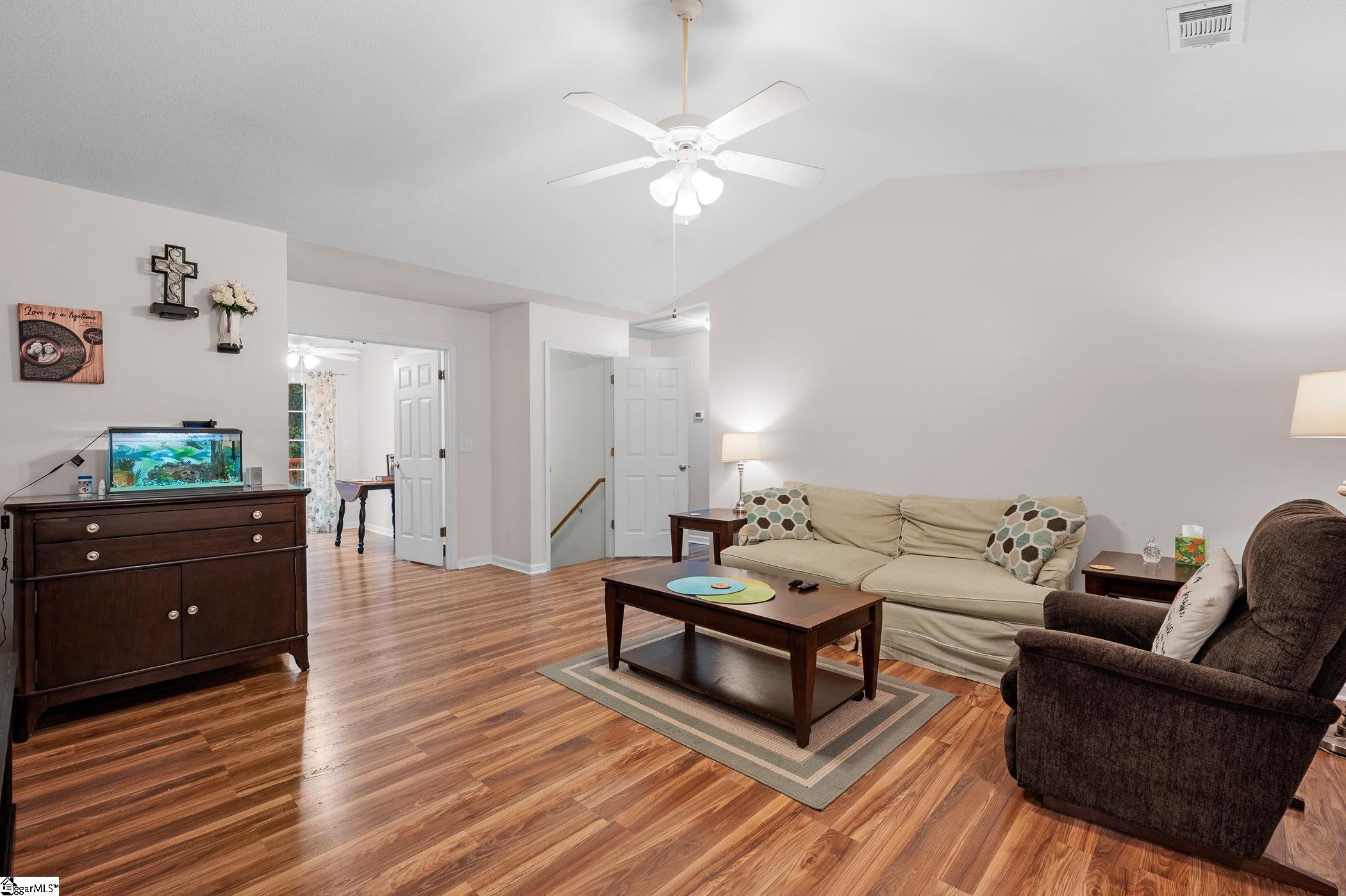 107 Kingscreek Drive Greer, SC 29650 - Photo 7 of 42