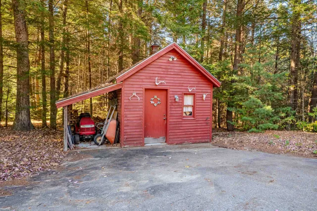 $799,900 | 30 Tuxette Road, Thornton, NH 03285