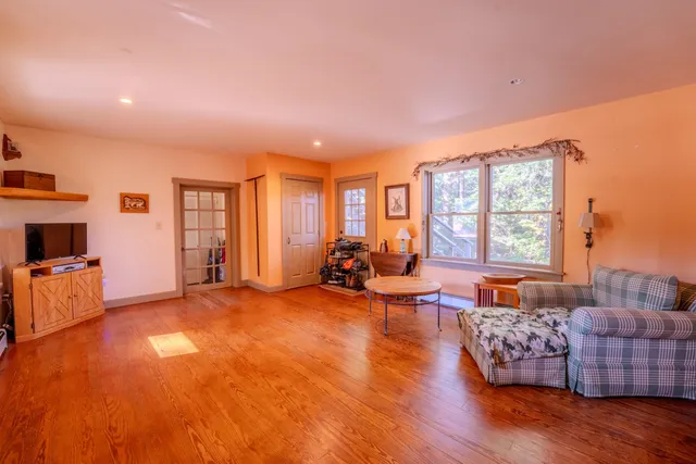 $799,900 | 30 Tuxette Road, Thornton, NH 03285