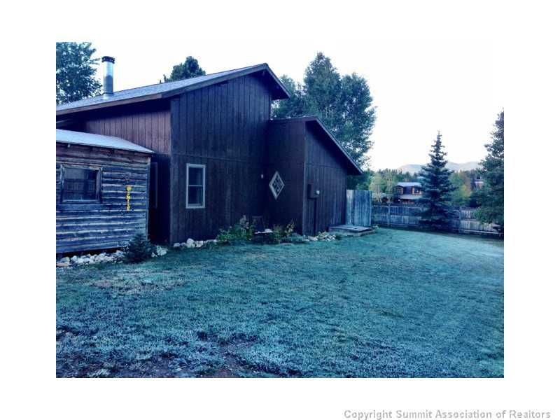 33 Big Elk Road Dillon, CO 80435 - Photo 15 of 20 Exterior Back.