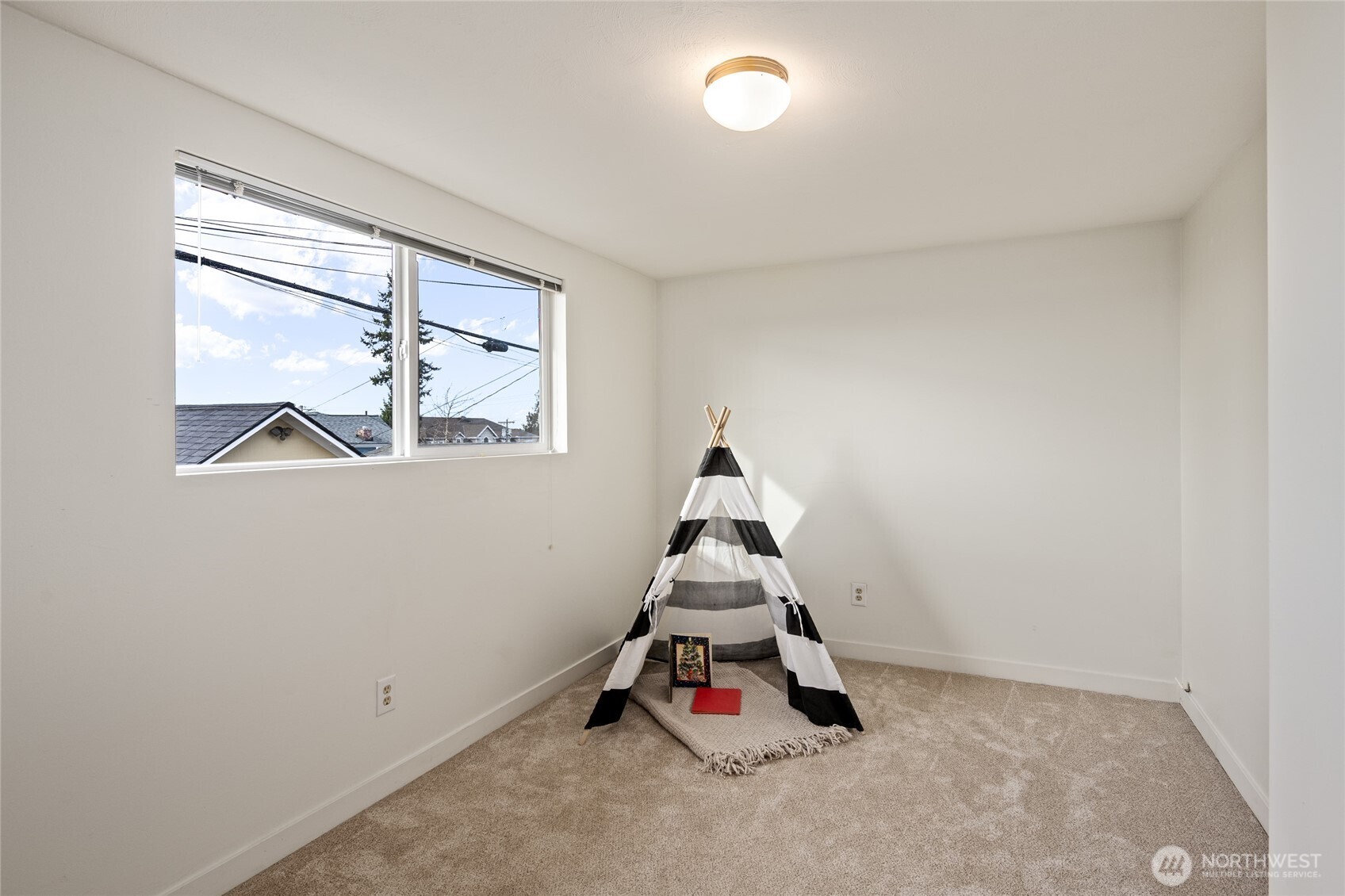 2112 Rucker Avenue, Unit 6 Everett, WA 98201 - Photo 18 of 19