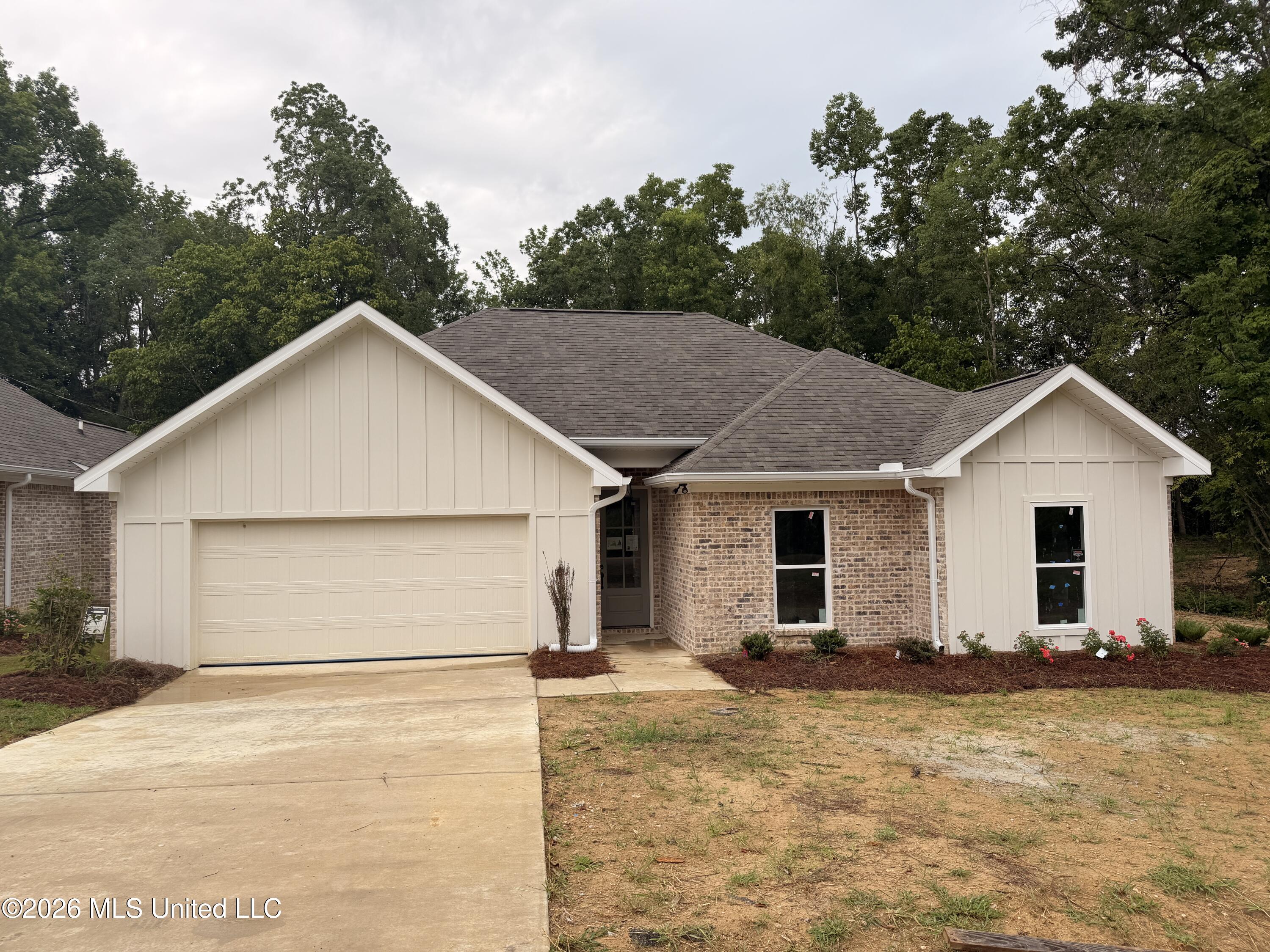 192 Lake Harbor Road Brandon, MS 39047 - Photo 23 of 24 IMG_2829