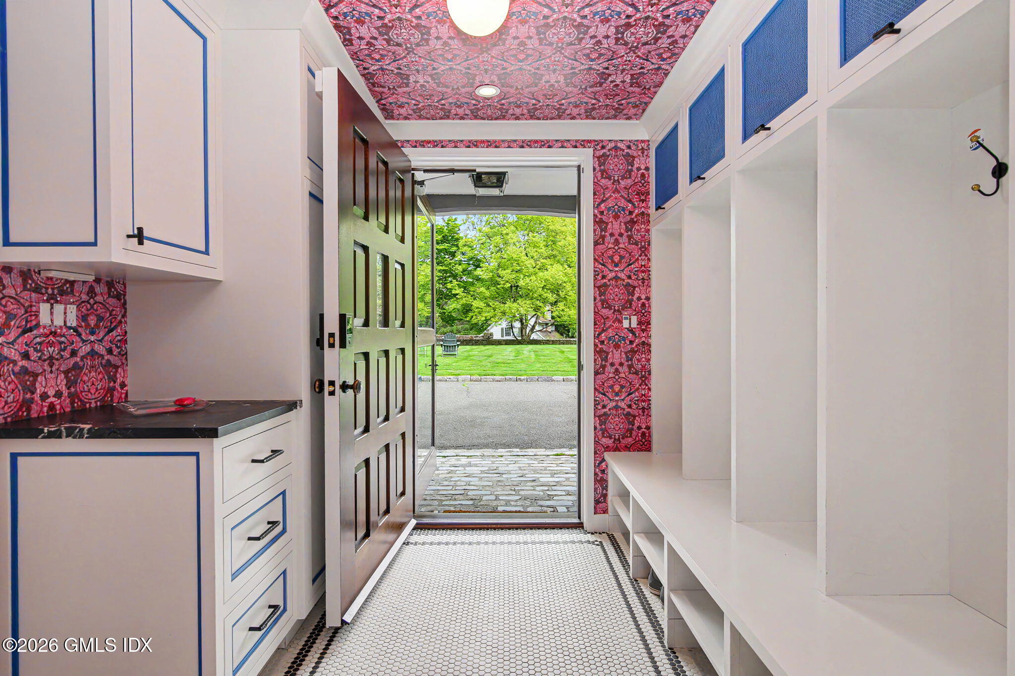 184 Stanwich Road Greenwich, CT 06830 - Photo 20 of 50 75-web-or-mls-184-stanwich-rd