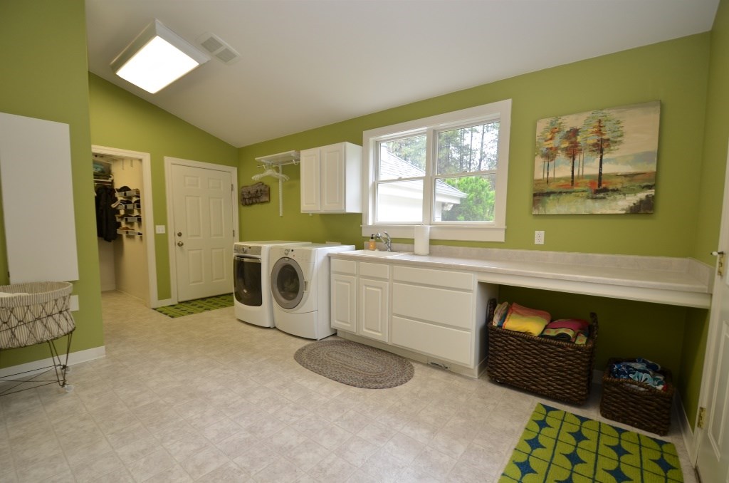 15310 North Howe Road Mead, WA 99021 - Photo 8 of 20