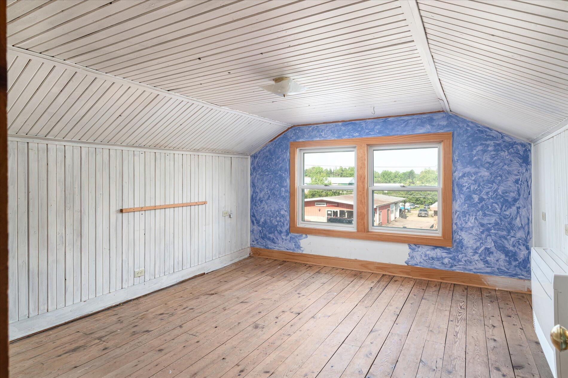 729 North Main Street Viroqua, WI 54665 - Photo 14 of 15 11-729 N Main St Viroqua--11