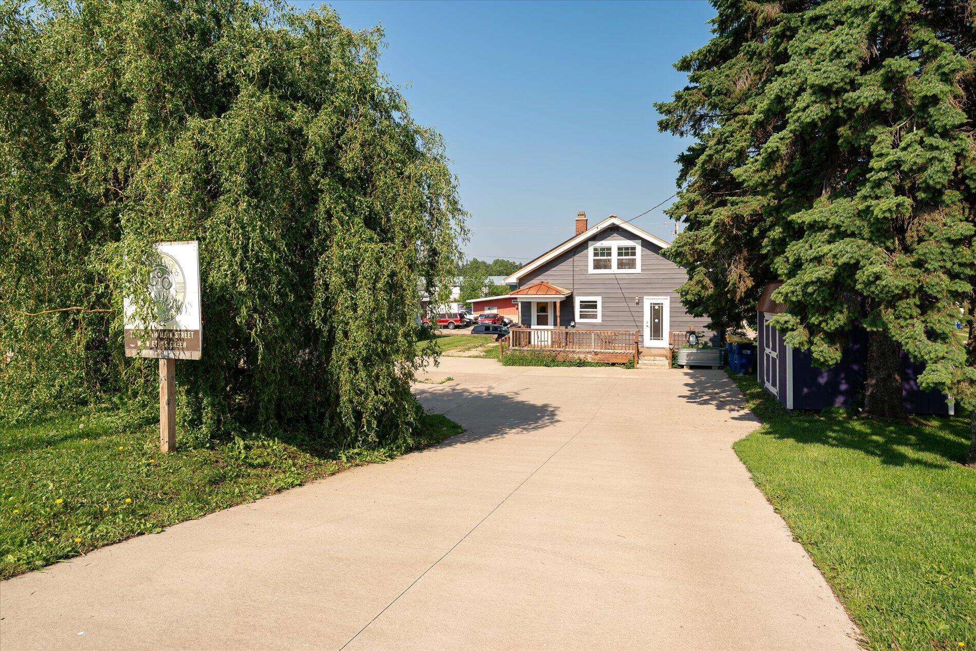 729 North Main Street Viroqua, WI 54665 - Photo 4 of 15 14-729 N Main St Viroqua-01401