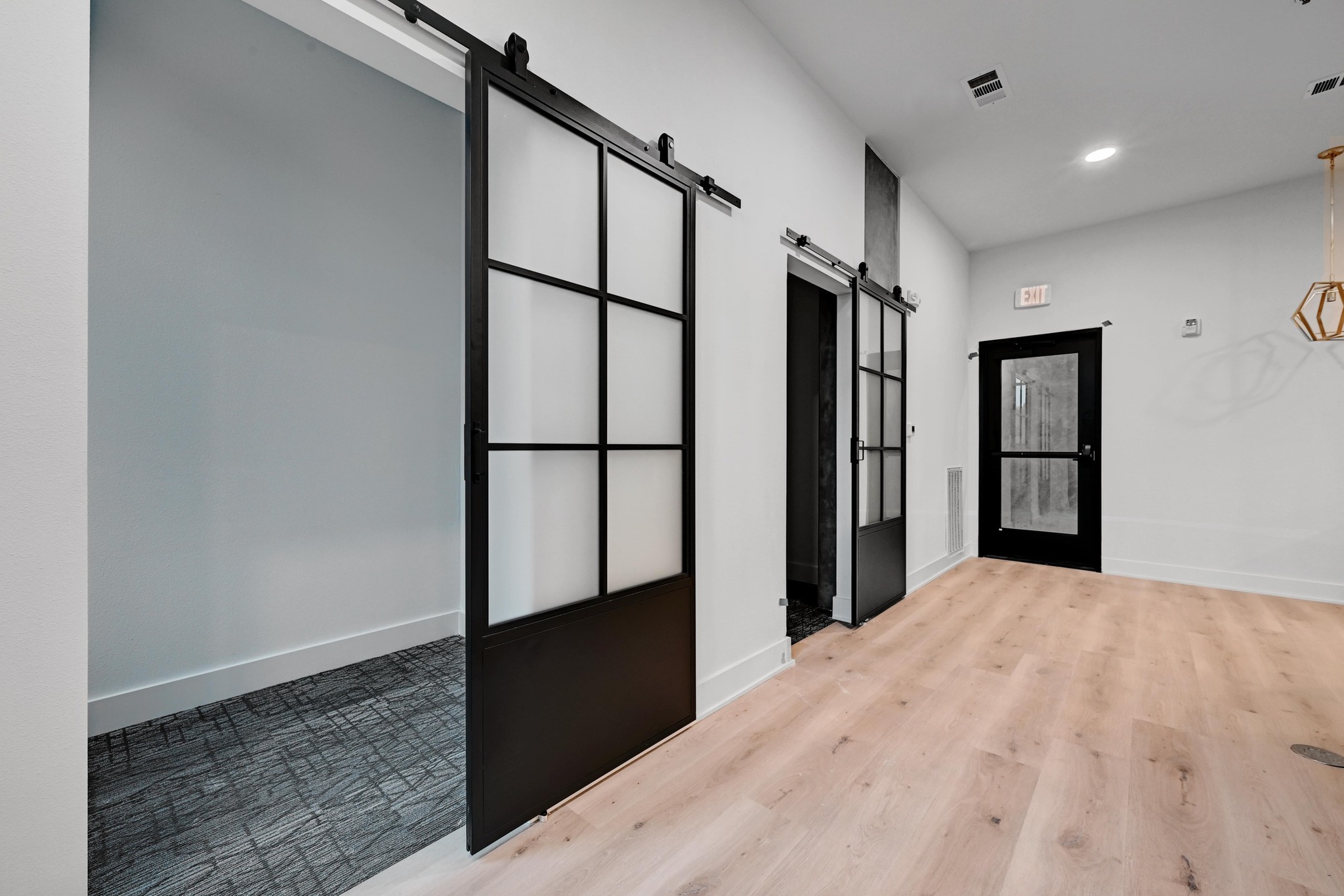 2500 Longview Street, Unit 303 Austin, TX 78705 - Photo 34 of 39