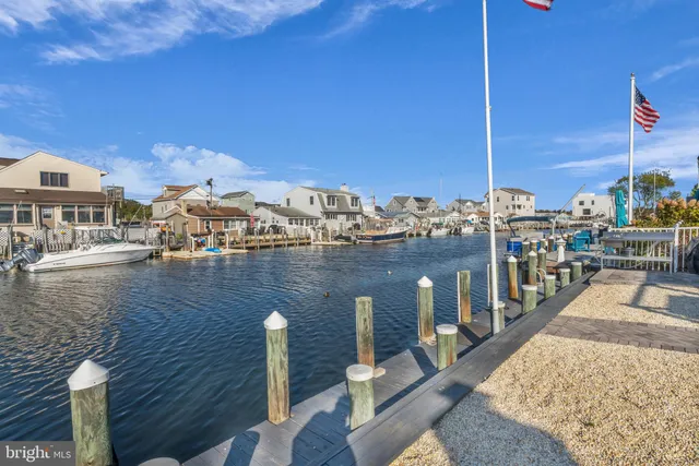 $649,900 | 21 Compass Road, Waretown, NJ 08758