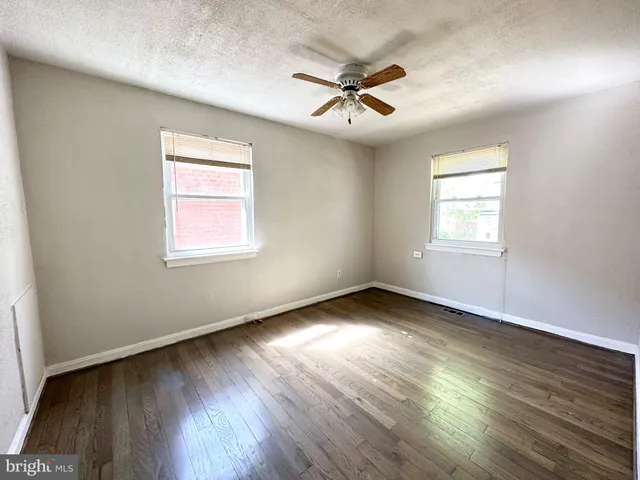 $2,950 | 5122 H Street Southeast, Washington, DC 20019