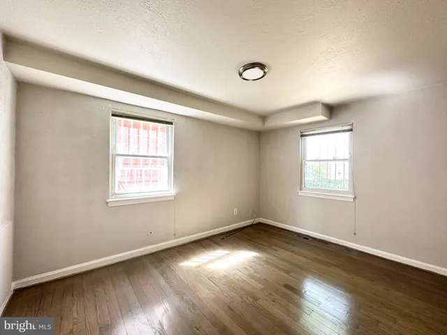 $2,950 | 5122 H Street Southeast, Washington, DC 20019