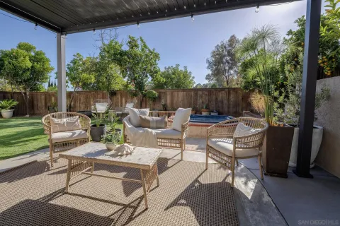 $989,000 | 11736 Avenida Anacapa, El Cajon, CA 92019