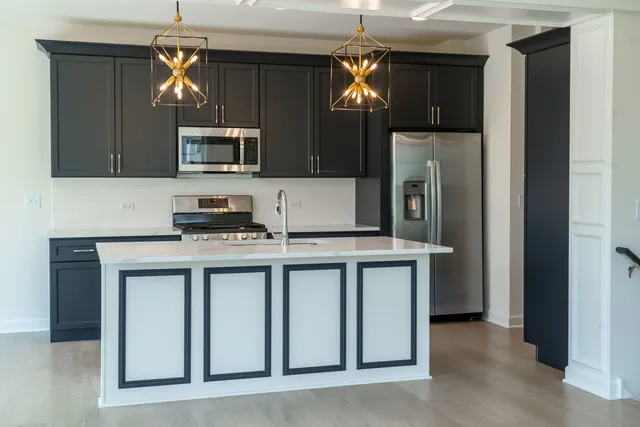 $354,900 | 15 Buckboard Lane, Unit A, Sycamore, IL 60178