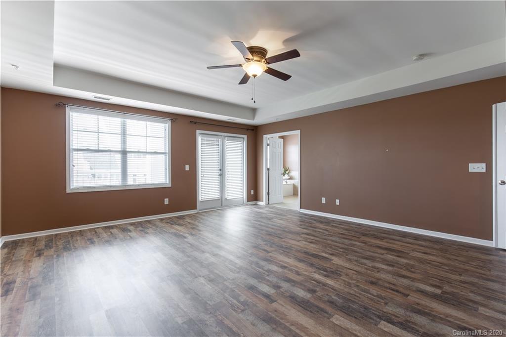 114 Inlet Point Drive Tega Cay, SC 29708 - Photo 14 of 36 Gallery Image 14