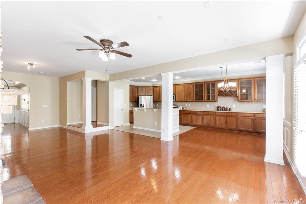 114 Inlet Point Drive Tega Cay, SC 29708 - Photo 6 of 36 Gallery Image 6