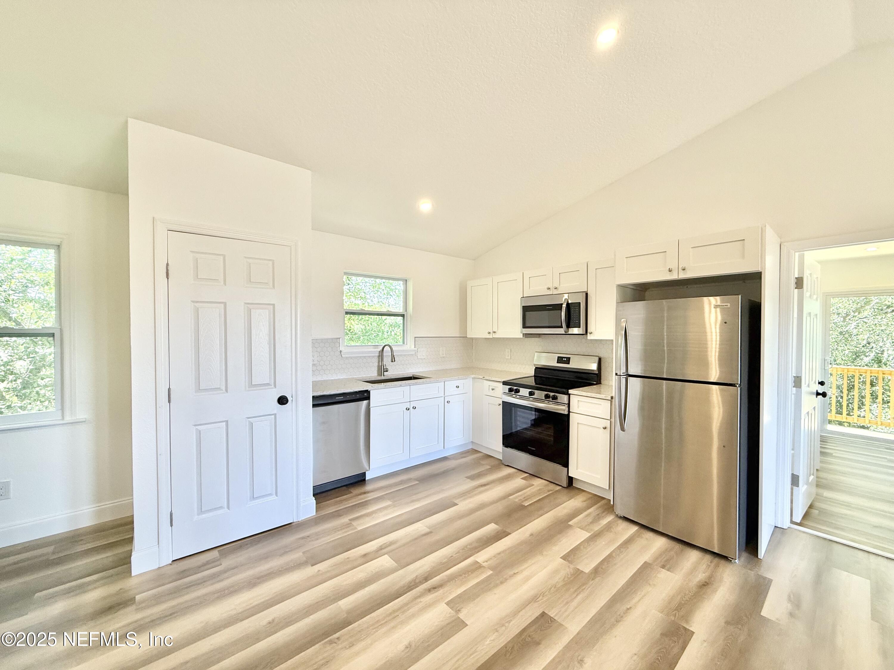 40 Colony Street, Unit B St. Augustine, FL 32084 - Photo 5 of 32 IMG_9475