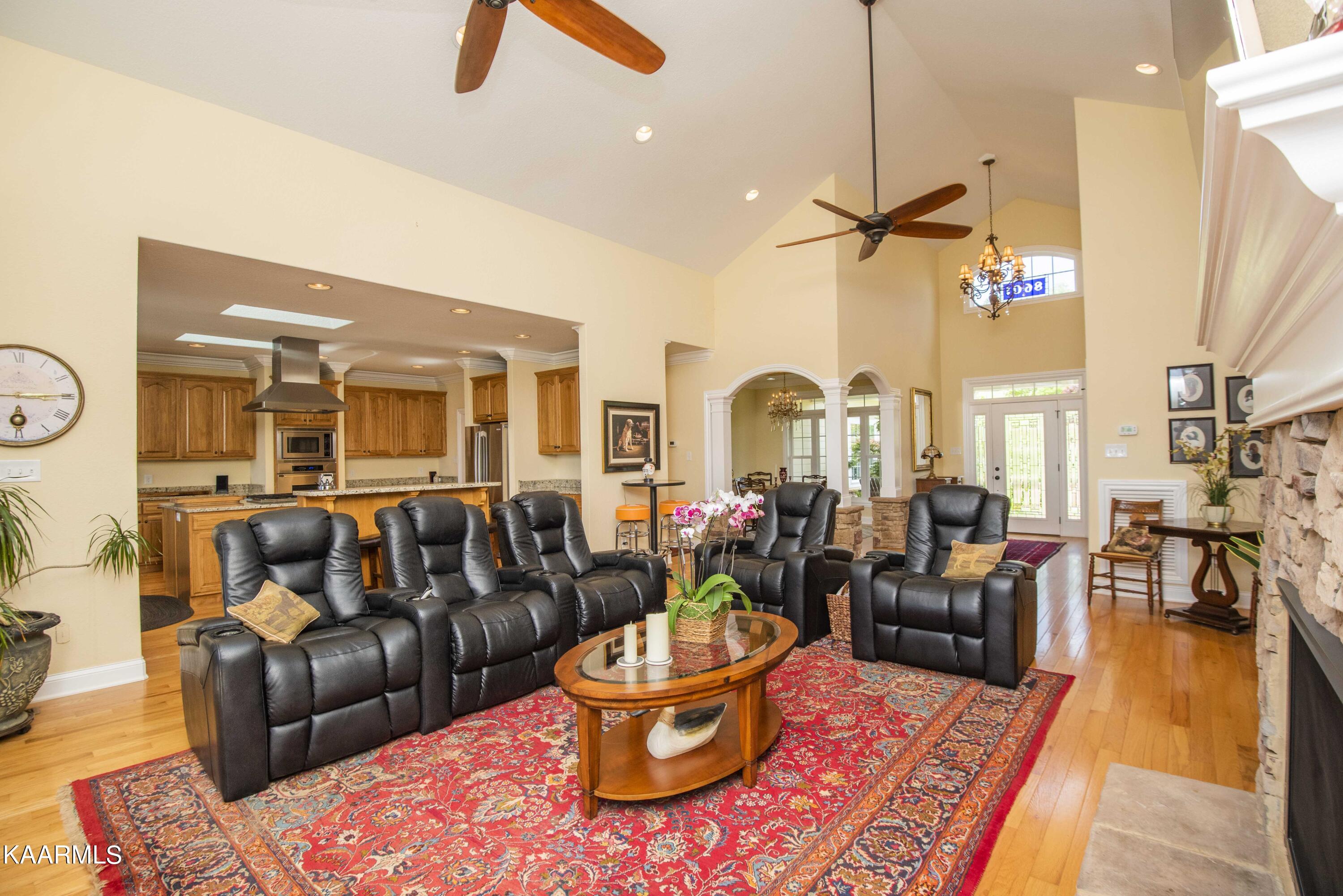 8601 Dry Ridge Road Loudon, TN 37774 - Photo 8 of 54 living 1_1