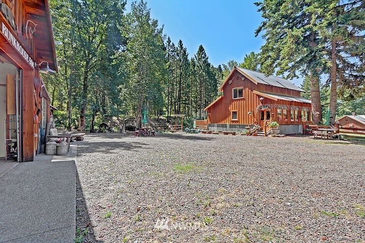 2930 Liberty Road Cle Elum, WA 98922 - Photo 2 of 22 Gallery Image 2