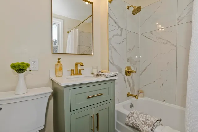 $354,900 | 30 Parkwood Street, Springfield, MA 01108