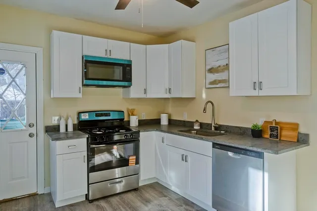 $354,900 | 30 Parkwood Street, Springfield, MA 01108