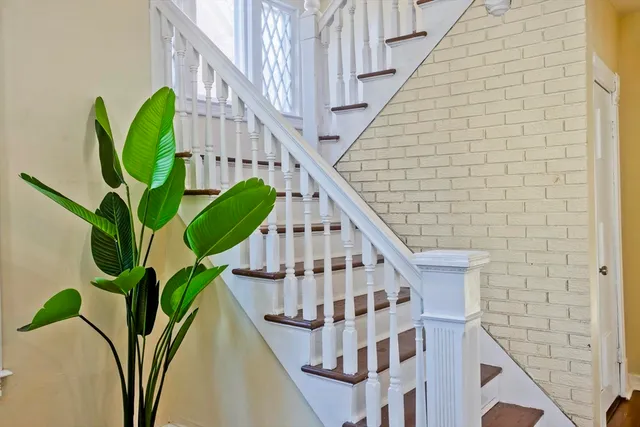 $354,900 | 30 Parkwood Street, Springfield, MA 01108