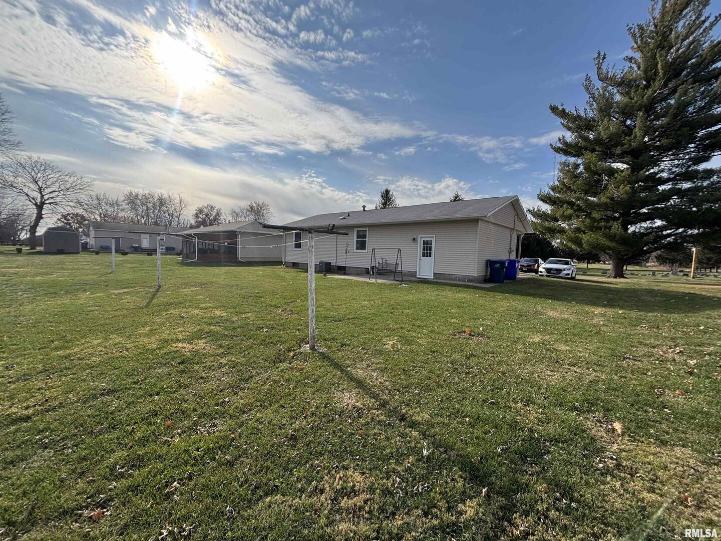 434 Payson Street Kewanee, IL 61443 - Photo 31 of 38 a view of a field with grass