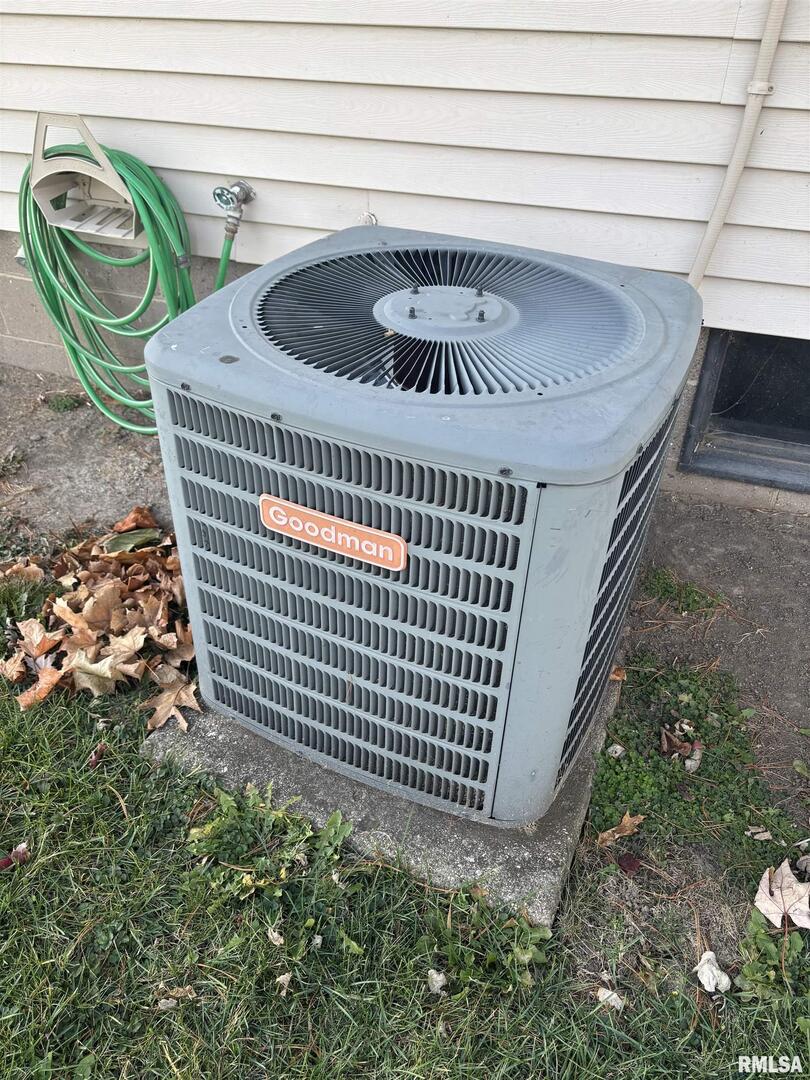 434 Payson Street Kewanee, IL 61443 - Photo 35 of 38 a view of outdoor kitchen