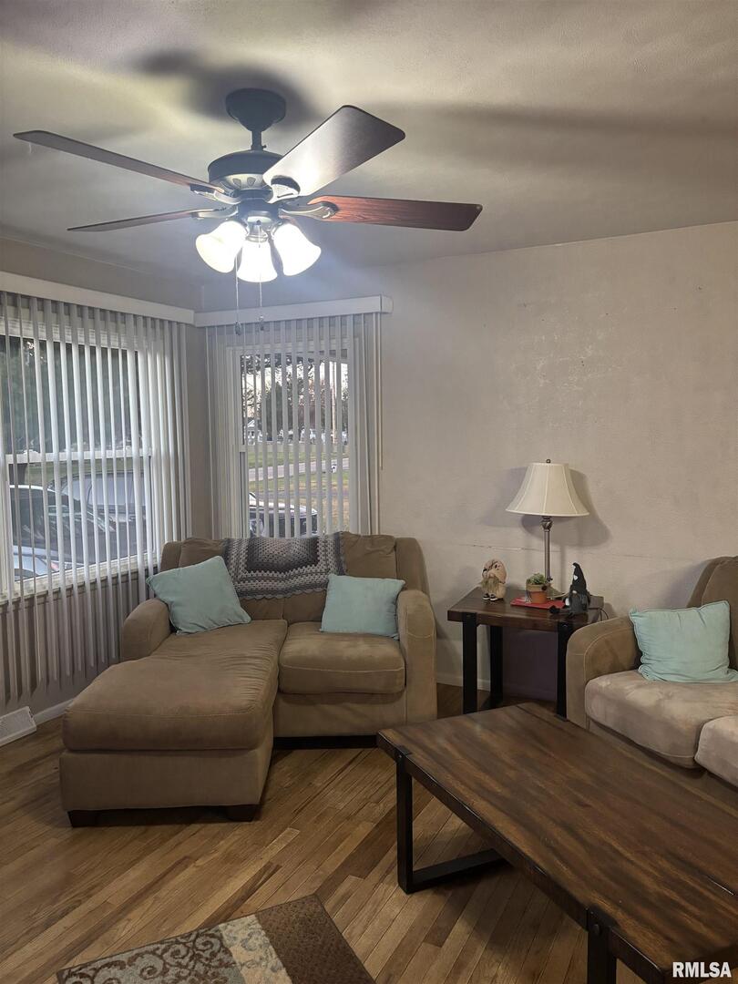 434 Payson Street Kewanee, IL 61443 - Photo 7 of 38 a living room with furniture and a large window
