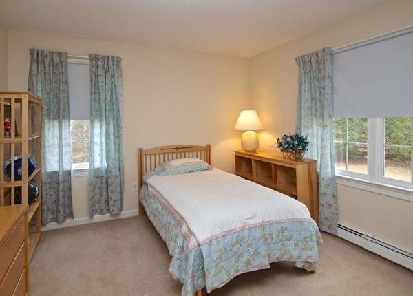 25 Juniper Road Upton, MA 01568 - Photo 19 of 25 Gallery Image 19