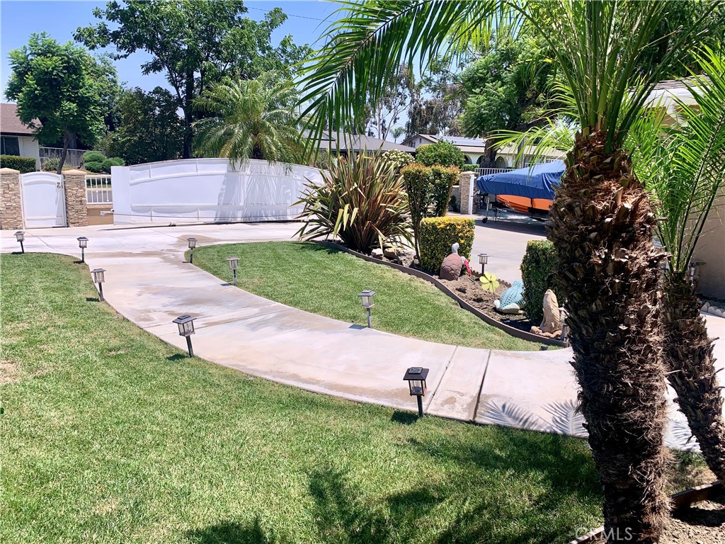 4751 Howard Street Montclair, CA 91763 - Photo 10 of 46