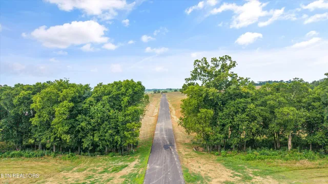 $249,900 | 24 Summerset Drive, Talbott, TN 37877