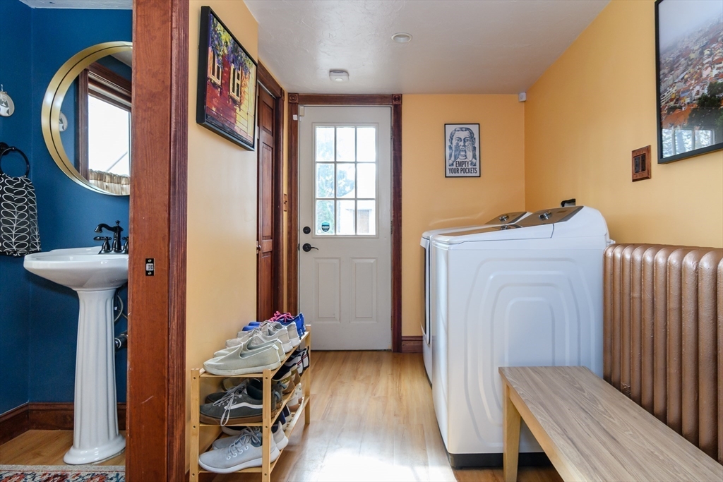 16 Alexander Street Framingham, MA 01702 - Photo 15 of 35 a view of a hallway with seating area